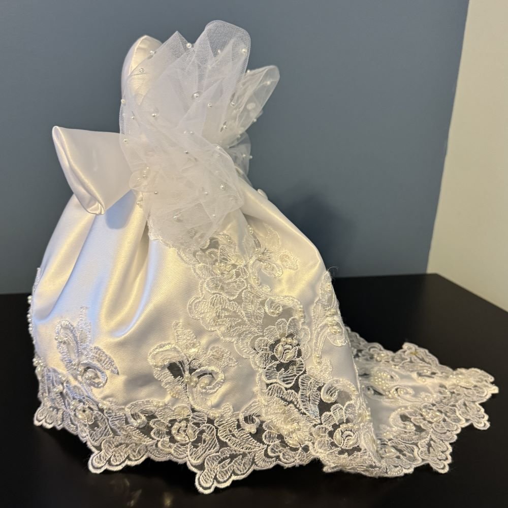 angel holiday ornament refashioned from vintage wedding dress
